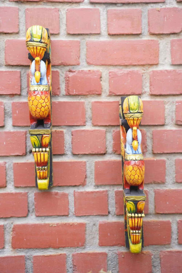 Wooden Parrot Bracket - Image 2