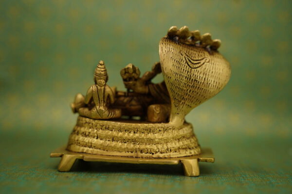 Brass Vishnu Laxmi - Image 2
