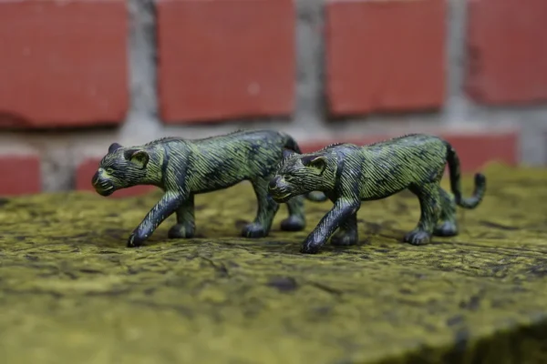 Brass Cheetah